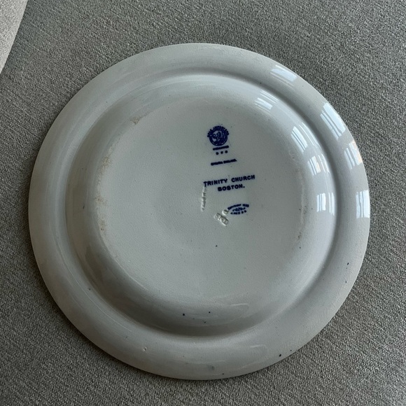 Antique Boston Trinity Church Pictorial Blue Plate by Wedgwood - Picture 2 of 3